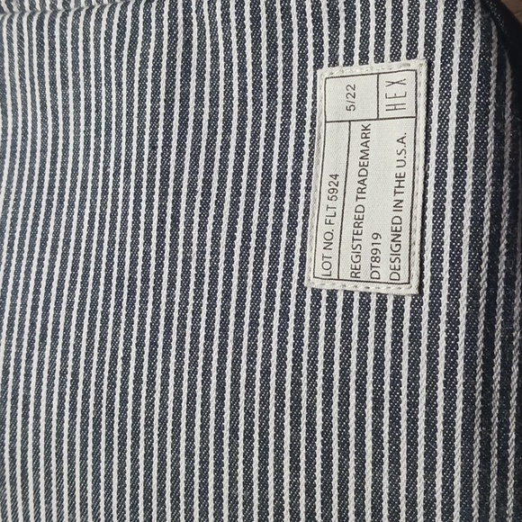 Backpack - Picture 2 of 3